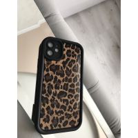 Черный противоударный чехол 12 iPhone с принтом леопардовым