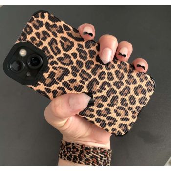 Леопардовий протиударний чорний чохол 14 iPhone